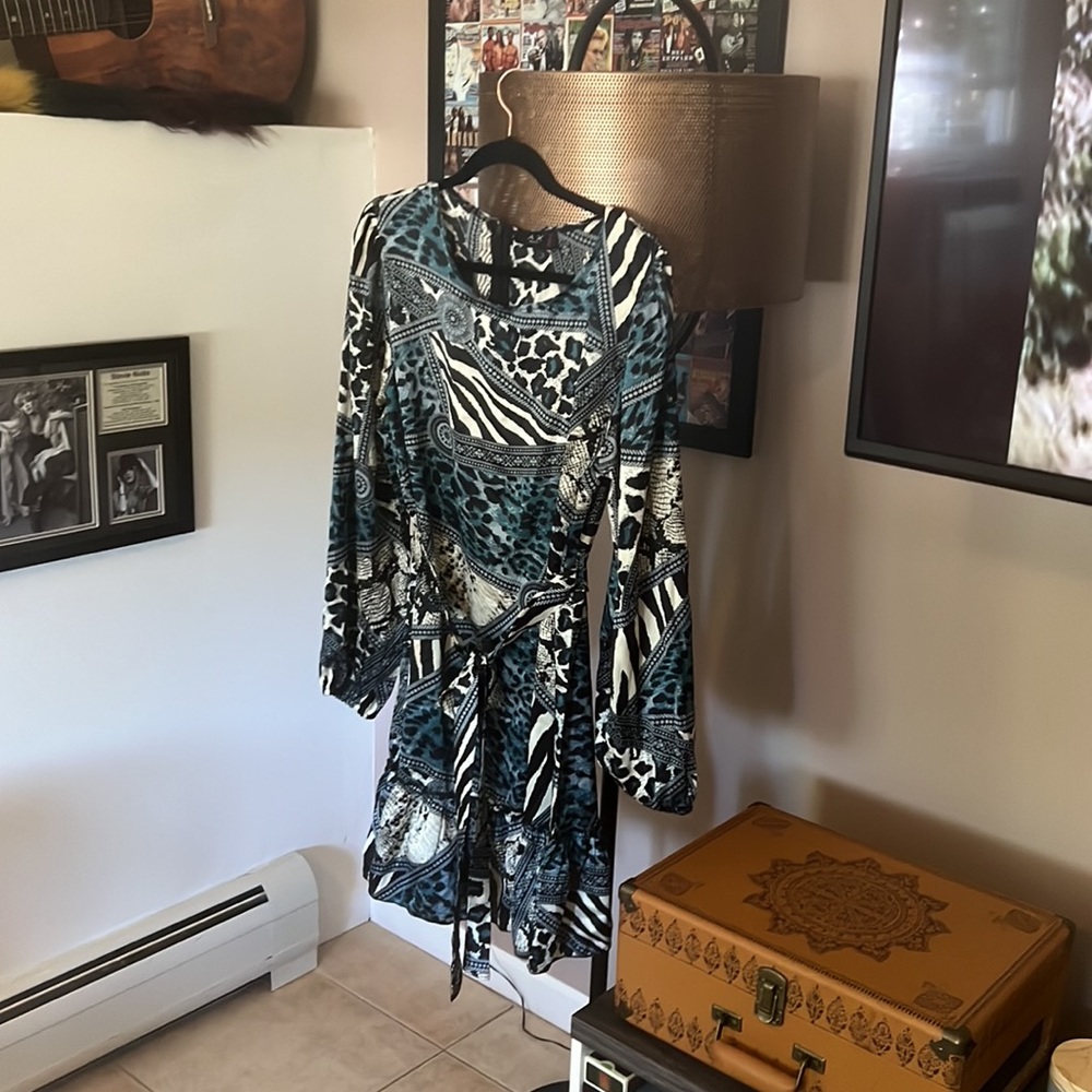 Armani Exchange Curve Satin Blue Animal Print Dress with Belt *NEW WITH TAGS*
